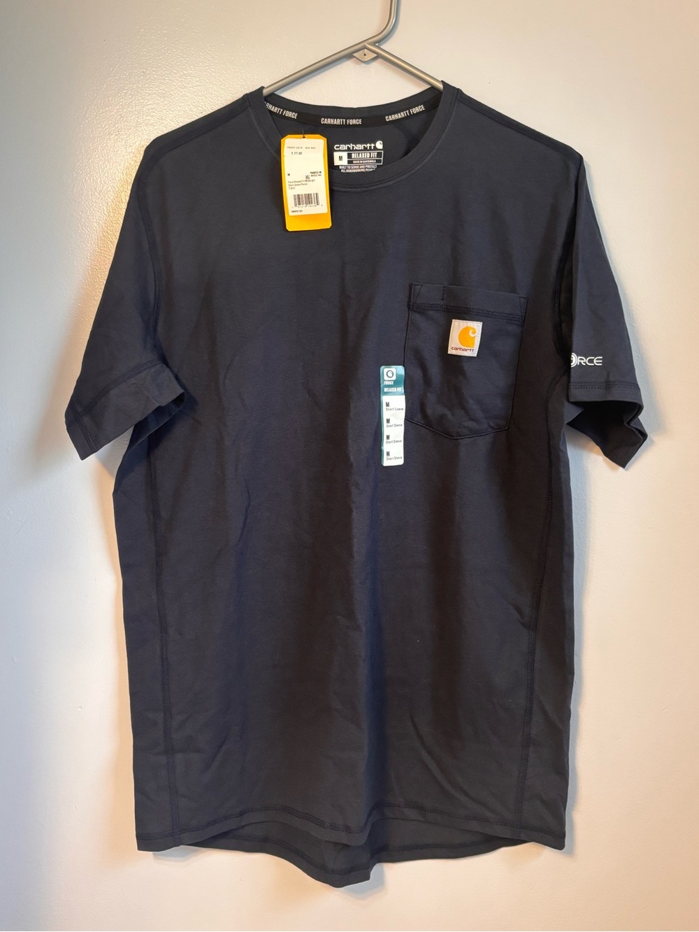 Carhartt Force Men's Relaxed Fit  T-shirt in Navy Sz M. NWT